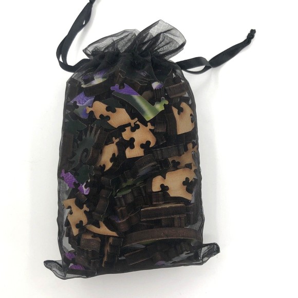 Artistry Wooden Jigsaw Puzzle Columbine Flower 141 Pcs 7.75 x 7.75 Complete USA - Picture 7 of 10